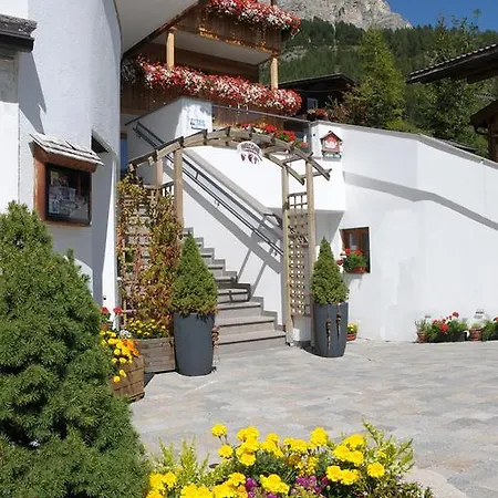 Hotel Garden 3*